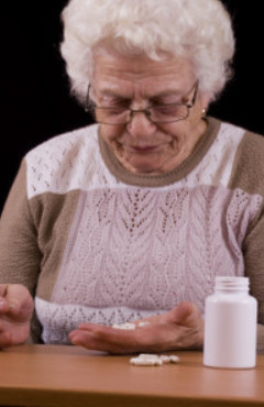 Seniors Find Pill Taking Overwhelming